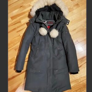 Moose Knuckles xs parka, like new